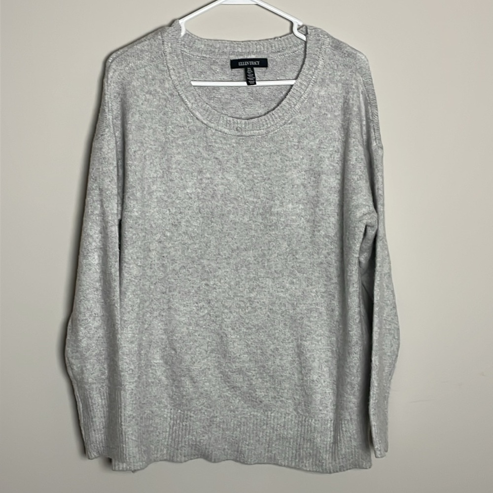 Ellen Tracy Soft Light Gray Boyfriends Sweater- Large